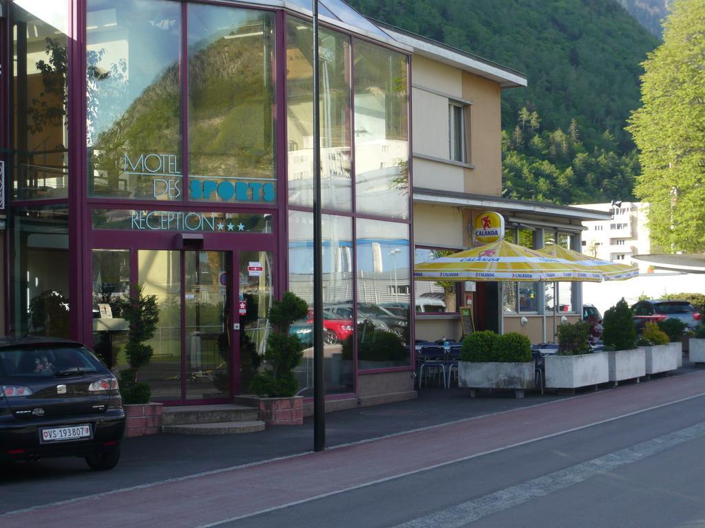 Motel Des Sports Martigny Buitenkant foto