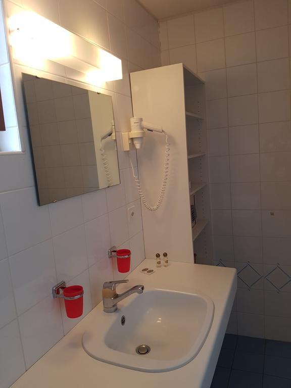 Motel Des Sports Martigny Buitenkant foto