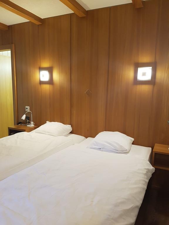 Motel Des Sports Martigny Buitenkant foto