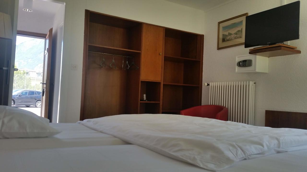 Motel Des Sports Martigny Buitenkant foto